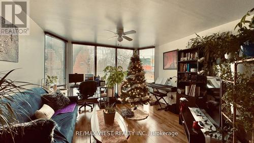1061 Bathurst Street, Toronto, ON - Indoor