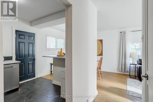 10 Mendip Crescent, Toronto, ON - Indoor Photo Showing Other Room
