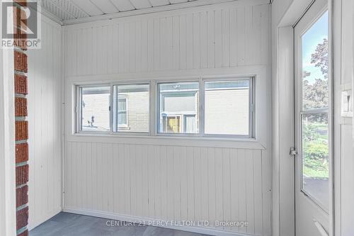 10 Mendip Crescent, Toronto, ON - Indoor Photo Showing Other Room