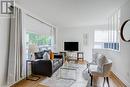 10 Mendip Crescent, Toronto, ON  - Indoor Photo Showing Living Room 