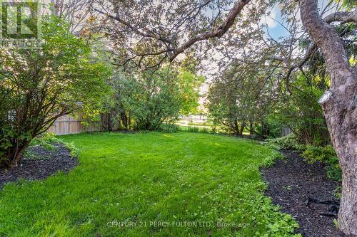 10 Mendip Crescent, Toronto, ON - Outdoor