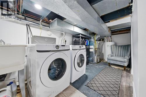 20 Brock Street E, Oshawa, ON - Indoor Photo Showing Laundry Room