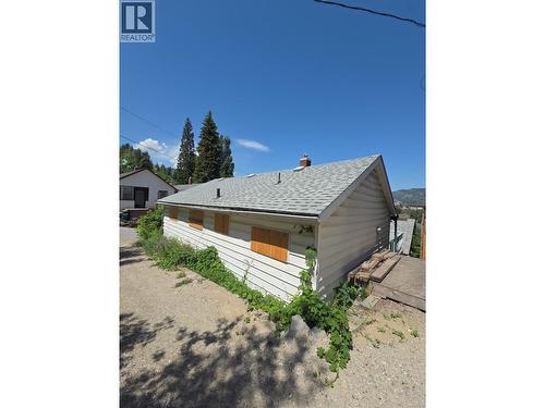 304 Mcanally Street, Trail, BC - Outdoor