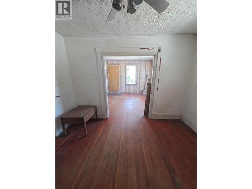 304 Mcanally Street, Trail, BC - Indoor Photo Showing Other Room