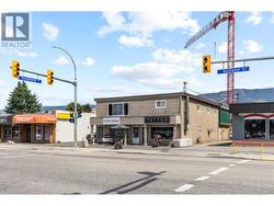 213-219 Rutland Road N Kelowna, BC V1X 3B1