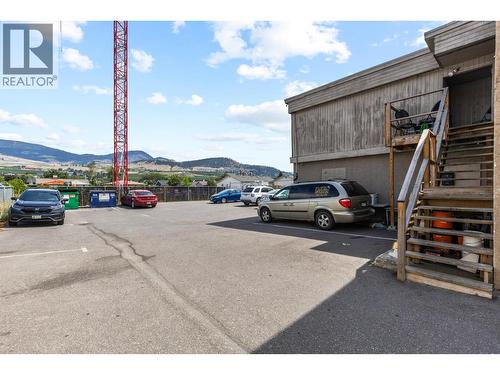 213-219 Rutland Road N, Kelowna, BC 