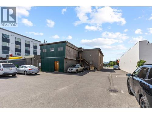 213-219 Rutland Road N, Kelowna, BC 