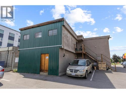 213-219 Rutland Road N, Kelowna, BC 