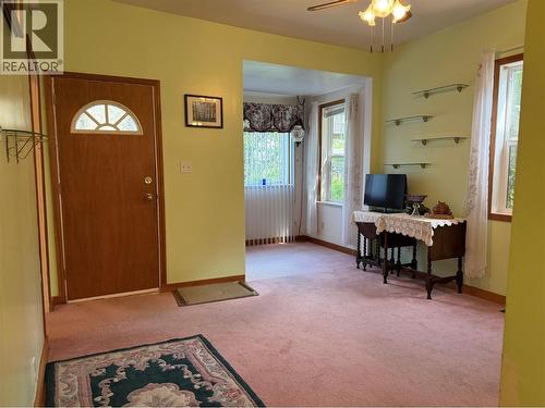 913 Sixth Street, Nelson, BC - Indoor Photo Showing Other Room