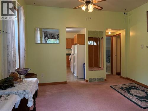 913 Sixth Street, Nelson, BC - Indoor Photo Showing Other Room