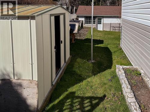 913 Sixth Street, Nelson, BC - Outdoor With Exterior