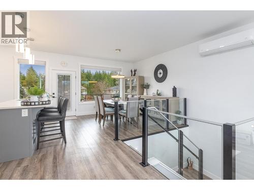 1441 20 Avenue Se Unit# 4, Salmon Arm, BC - Indoor Photo Showing Other Room