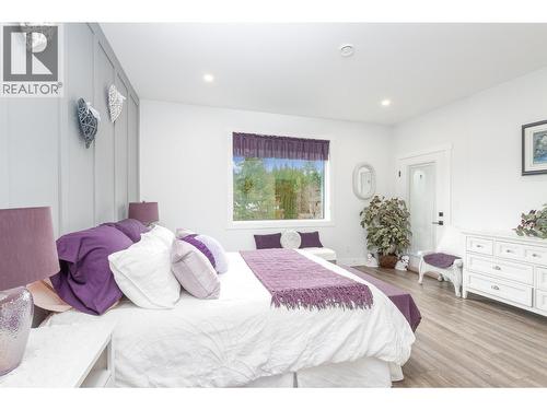 1441 20 Avenue Se Unit# 4, Salmon Arm, BC - Indoor Photo Showing Bedroom