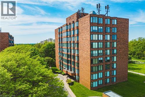 180 LIMERIDGE Road W Unit# 103  Hamilton, ON L9C 7H7