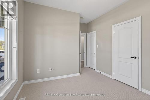 615 Bayport Boulevard, Midland, ON - Indoor Photo Showing Other Room