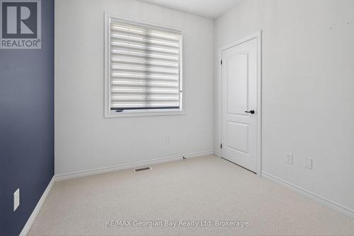 615 Bayport Boulevard, Midland, ON - Indoor Photo Showing Other Room