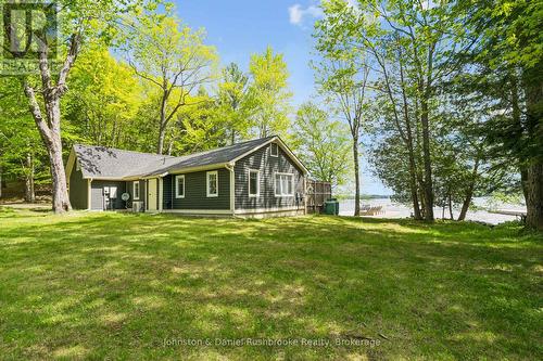 2 - 1032 Island Park Road, Muskoka Lakes (Medora), ON - Outdoor