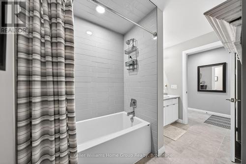 701 - 73 Arthur Street S, Guelph (St. Patrick'S Ward), ON - Indoor Photo Showing Bathroom