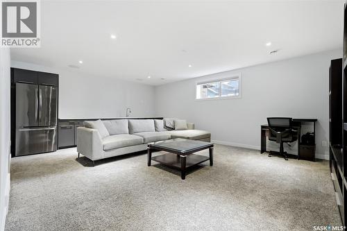 1609 Maple Hill Crescent N, Regina, SK - Indoor