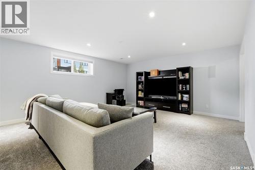 1609 Maple Hill Crescent N, Regina, SK - Indoor
