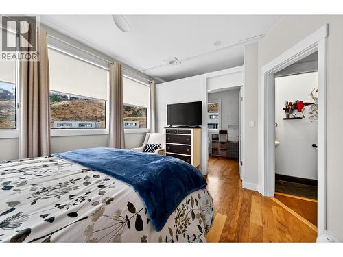 870 Mcqueen Drive Unit# 114, Kamloops, BC - Indoor Photo Showing Bedroom