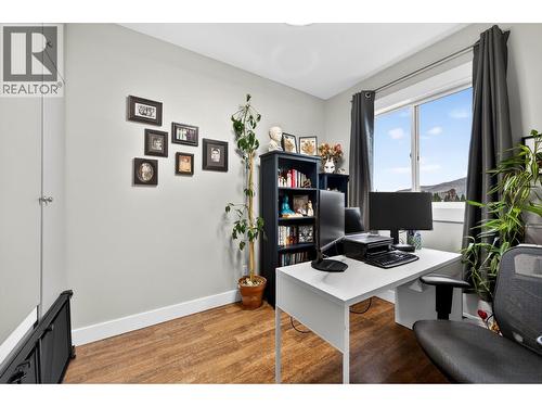870 Mcqueen Drive Unit# 114, Kamloops, BC - Indoor Photo Showing Office