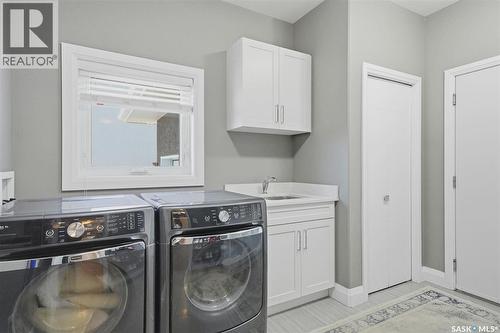 719 Salloum Crescent, Saskatoon, SK - Indoor Photo Showing Laundry Room