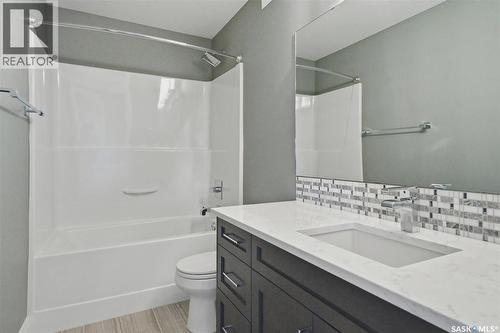 719 Salloum Crescent, Saskatoon, SK - Indoor Photo Showing Bathroom