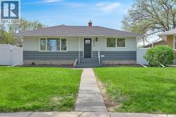 654 Aberdeen CRESCENT  Regina, SK S4T 6A9