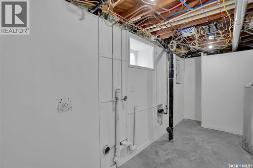 654 Aberdeen Crescent, Regina, SK - Indoor Photo Showing Basement
