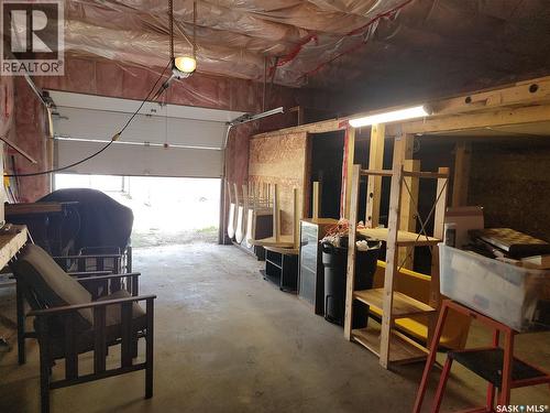 1621 Greig Avenue, Saskatoon, SK - Indoor