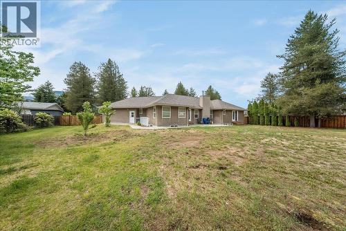 816 Columbia Road, Castlegar, BC - Outdoor