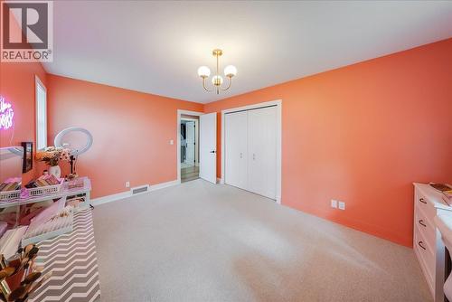 816 Columbia Road, Castlegar, BC - Indoor