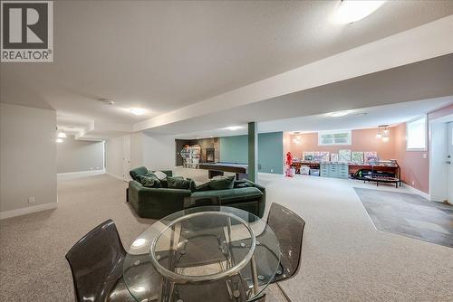 816 Columbia Road, Castlegar, BC - Indoor