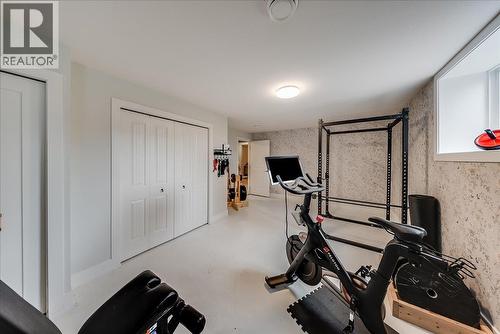 816 Columbia Road, Castlegar, BC - Indoor