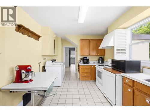 763 Argyle Street, Penticton, BC - Indoor