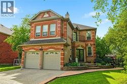149 COVE Crescent  Stoney Creek, ON L8E 5A1