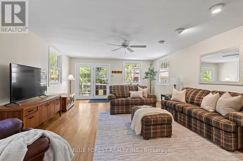 368 St James Street, London East (East B), ON - Indoor Photo Showing Living Room