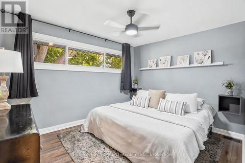 150 Mountville Avenue, Hamilton, ON - Indoor Photo Showing Bedroom