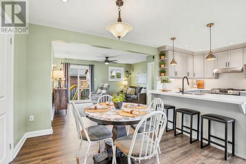 150 Mountville Avenue, Hamilton, ON - Indoor Photo Showing Dining Room