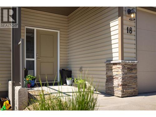 933 Mt Robson Place Unit# 18, Vernon, BC - Outdoor With Deck Patio Veranda With Exterior