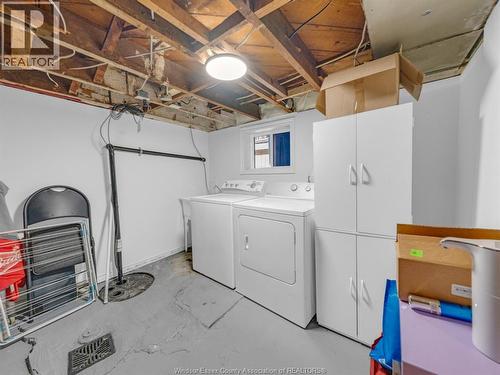 908 Windermere Road, Windsor, ON - Indoor Photo Showing Laundry Room