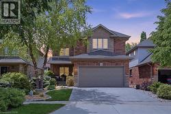 24 BENZIGER Lane  Stoney Creek, ON L8E 6B6