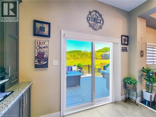 27 Riesling Court, Hamilton, ON 