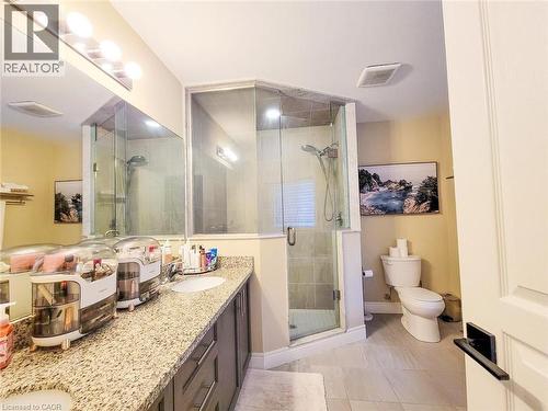 27 Riesling Court, Hamilton, ON 