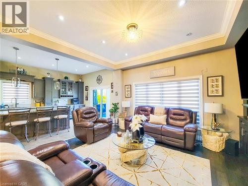 27 Riesling Court, Hamilton, ON 