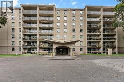 6390 HUGGINS Street Unit# 407 Niagara Falls, ON L2J 1H1