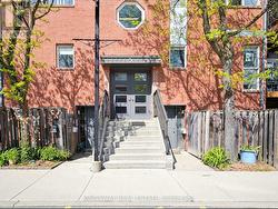 5F - 2866 BATTLEFORD ROAD  Mississauga, ON L5N 3L3
