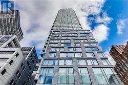 1502 - 101 PETER STREET Toronto, ON M5V 2G9