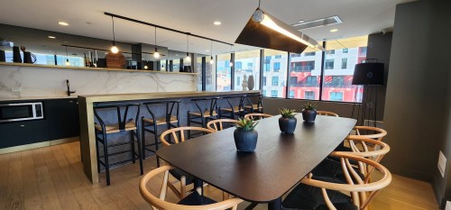Common room - 716-1 Boul. De Maisonneuve O., Montréal (Ville-Marie), QC - Indoor Photo Showing Dining Room